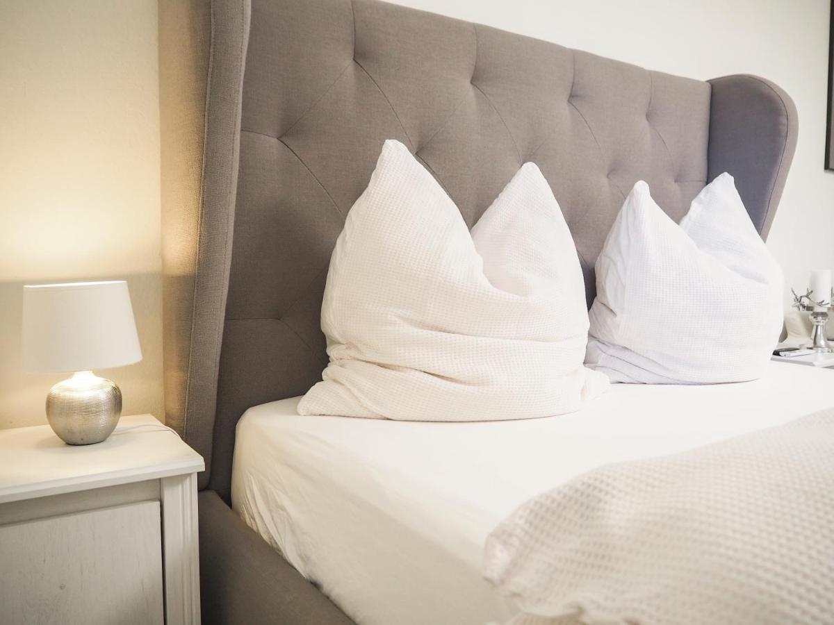 Stylische Wohnung In Ruhiger Lage, Sehr Messenah Laatzen Kültér fotó