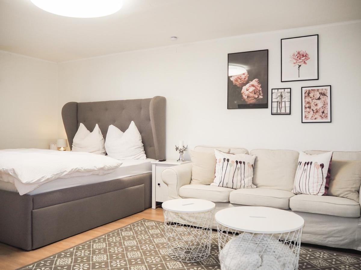 Stylische Wohnung In Ruhiger Lage, Sehr Messenah Laatzen Kültér fotó